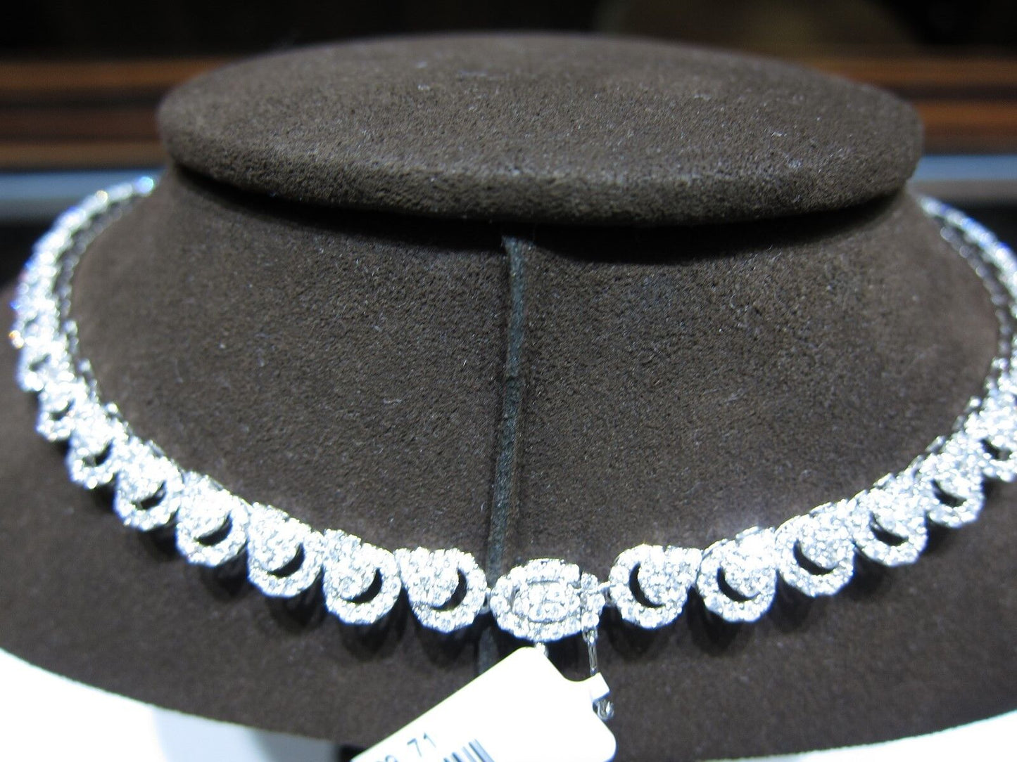 DIAMOND ROUND BRILLIANT SHAPE SET NECKLACE DANGLE DROP STYLE DIAMOND NECKLACE