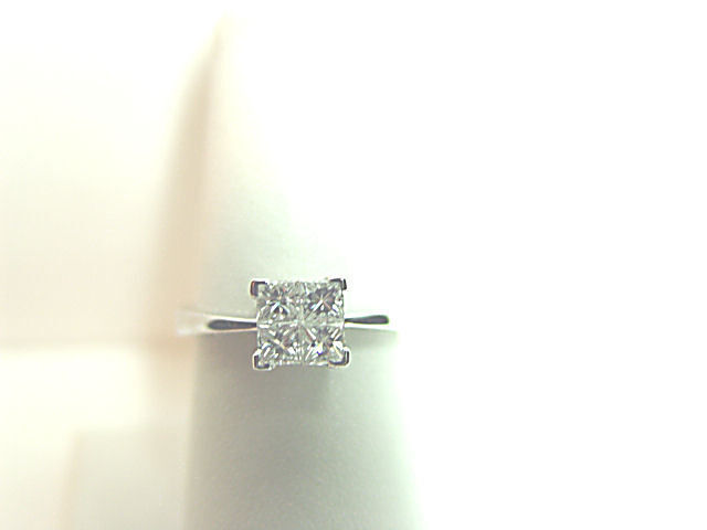 ELEGANT DIAMOND .80 CT G VS1 CLARITY PRINCESS SHAPE 4 STONE INVISIBLE SET