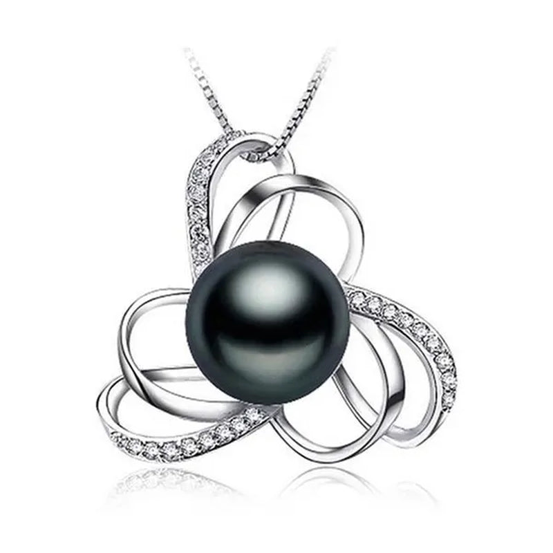 Majesty Diamonds MDS170022 Freshwater Pearls Fancy Pendant Necklace in .925 Sterling Silver