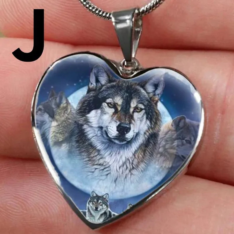Exquisite Fashion Women'S Classic Heart-Shaped Animal Jewelry Indian Wolf Necklace Crystal Necklace Women'S Jewelry Accessories Birthday Holiday Anniversary Gift