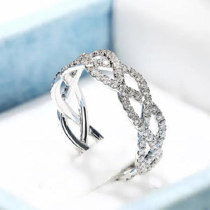 Luxury Jewelry 925 Sterling Silver Twist Ring White Sapphire Diamond Rings for Women Wedding Engagement Party Anniversary Gift