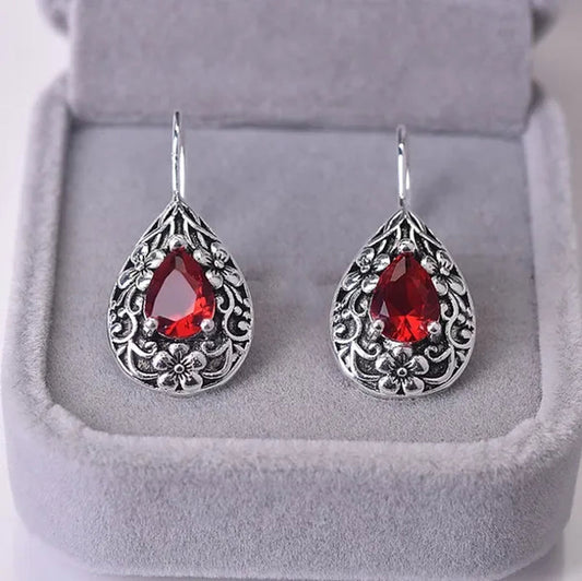 Diamond for Women Waterdrop Pear Carved Red Topaz Gemstone Garnet Earrings Jewelry