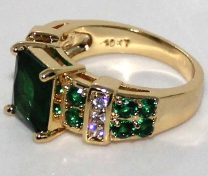 Gold Fashion Luxury Popular Emerald Green Zircon Female Diamond Ring - WORLD TIME VISITS