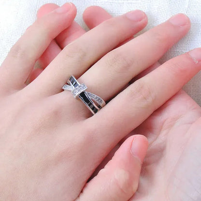 Trendy Women Rings with Brilliant Cubic Zirconia Luxury Engagement Rings Fashion Wedding Party Jewelry