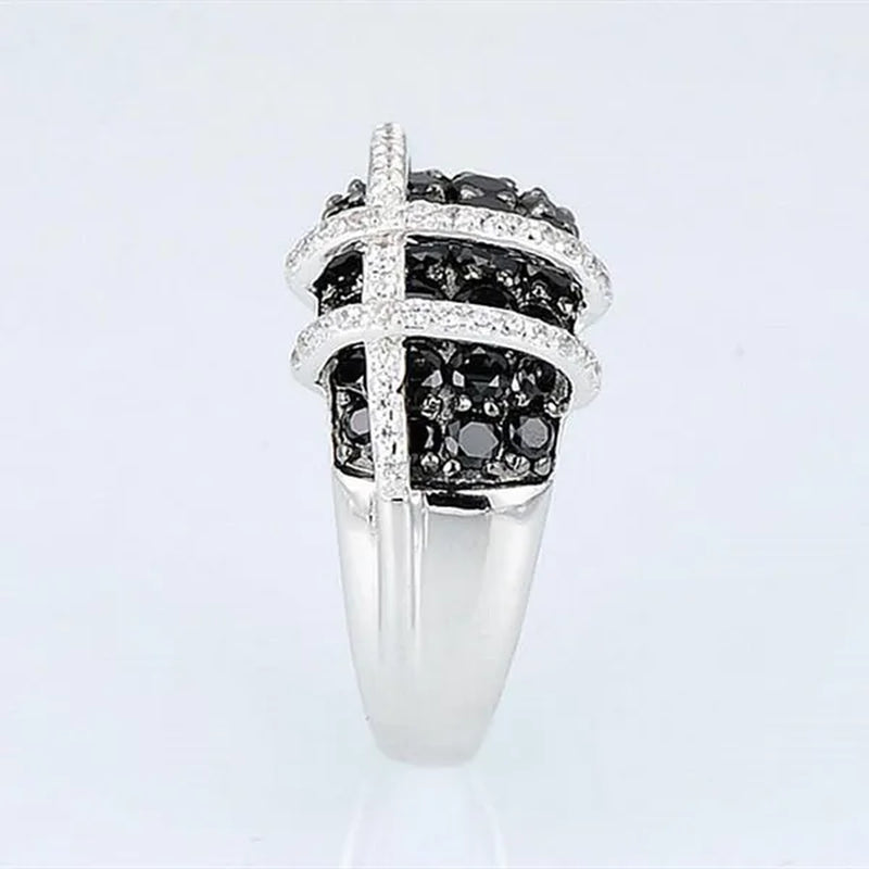 Fashion Women Creative Cross Cross Zircon Ring Black and White Bicolor Zircon Ring Engagement Rings for Women Princess Jewelry Lovely Girl Birthday Party Anniversary Gift Size: 5-11