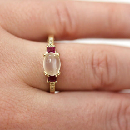 2.65 Ct Tw Natural Cabochon Moonstone, Red Ruby & Diamond Solid 14K Rose Gold 3 Stone Engagement Ring for Women 6 Mm (18K Yellow Gold, 3)