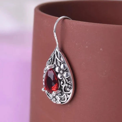 Diamond for Women Waterdrop Pear Carved Red Topaz Gemstone Garnet Earrings Jewelry