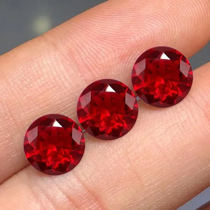 Natural Ruby AAAA+ Unheated 10.50 Cts Natural Mined 11.0Mm Sri-Lanka Garnet Red Ruby round Cut VVS Loose Gem