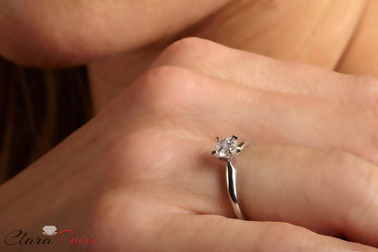 0.5 Ct Brilliant round Cut Simulated Diamond 14K White Gold Solitaire Engagement Ring SZ 10.5