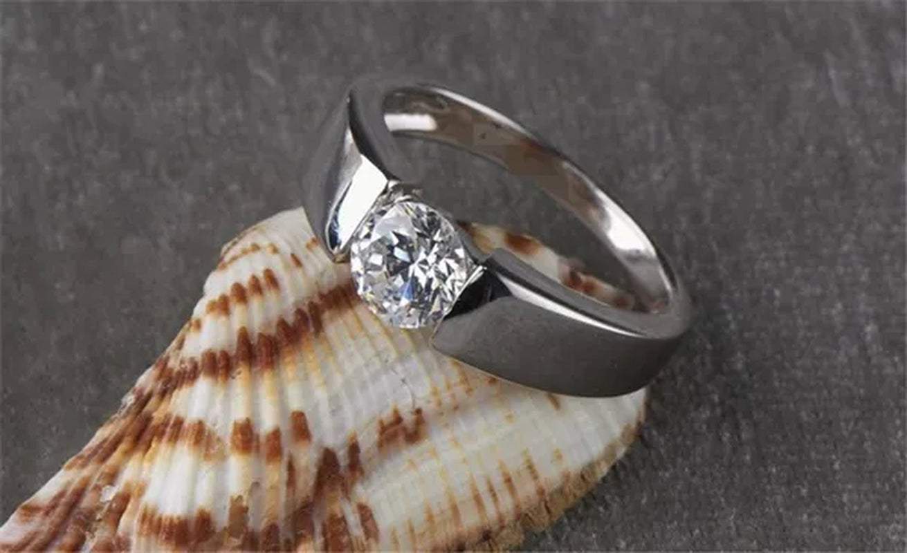 Luxury Fashion Man'S and Woman'S Diamond Wedding Ring Silver Ring Titanium Steel Ring Engagement Bijoux Jewelry