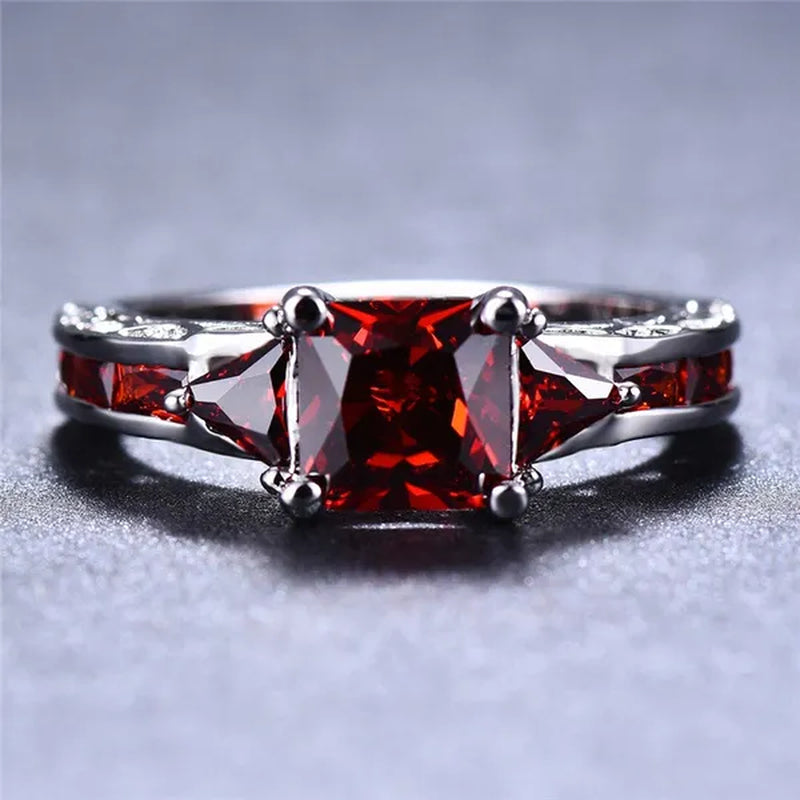 Fashion Women's Princess Cut Garnet Red Zircon Wedding Ring Party Jewelry Gift Size 6 7 8 9 10