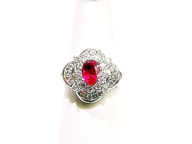 RUBY OVAL SHAPE 1.09 CT DIAMOND .88 CT RUBY DIAMOND RING RUBY RING 18 KARAT GOLD