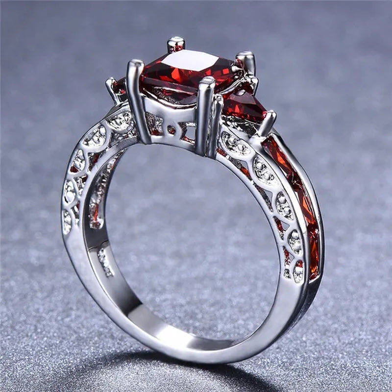 Fashion Women's Princess Cut Garnet Red Zircon Wedding Ring Party Jewelry Gift Size 6 7 8 9 10