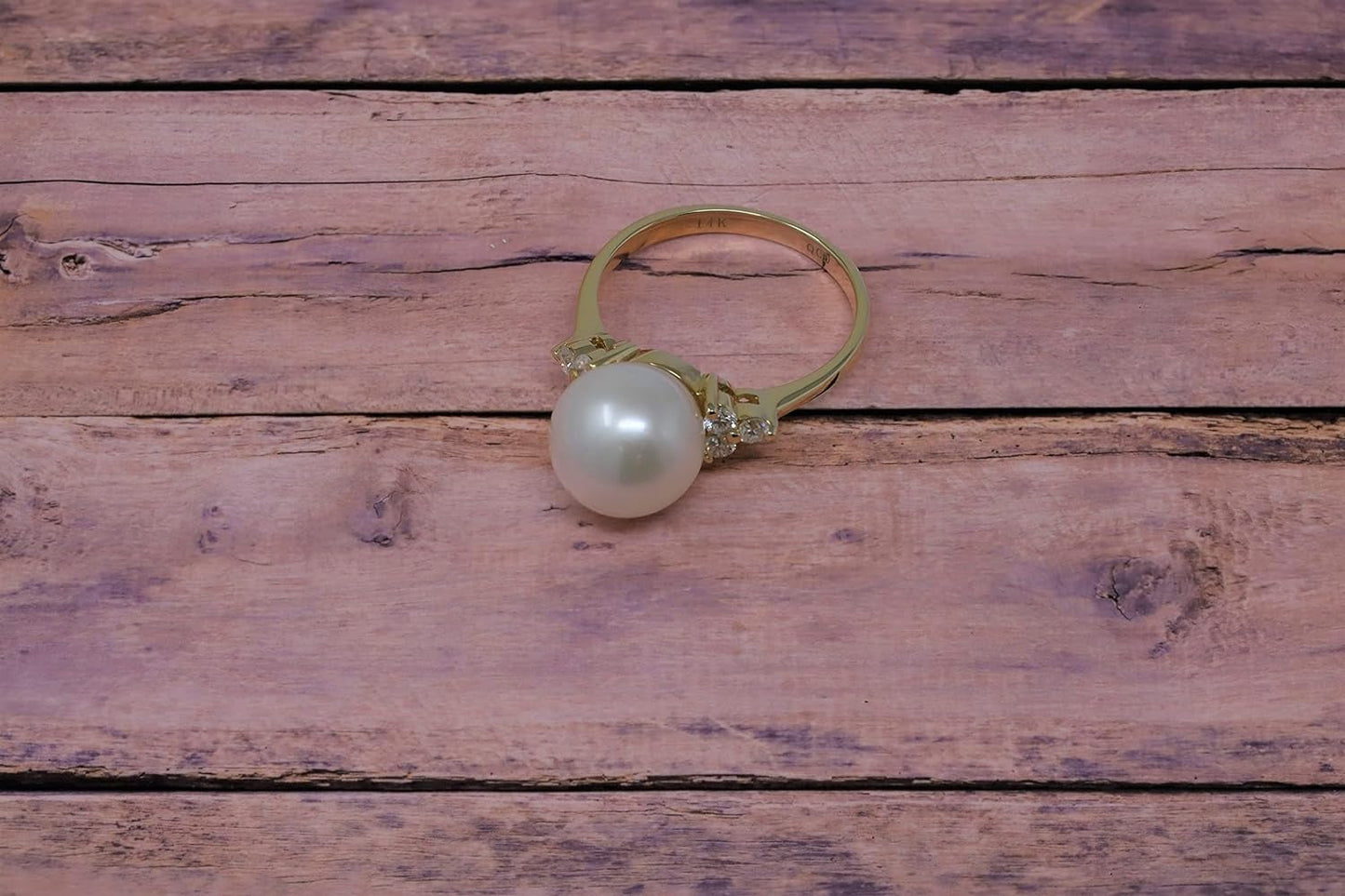 14K Yellow Gold Freshwater Pearl 10.5 Mm with Diamonds Ring, Size 7