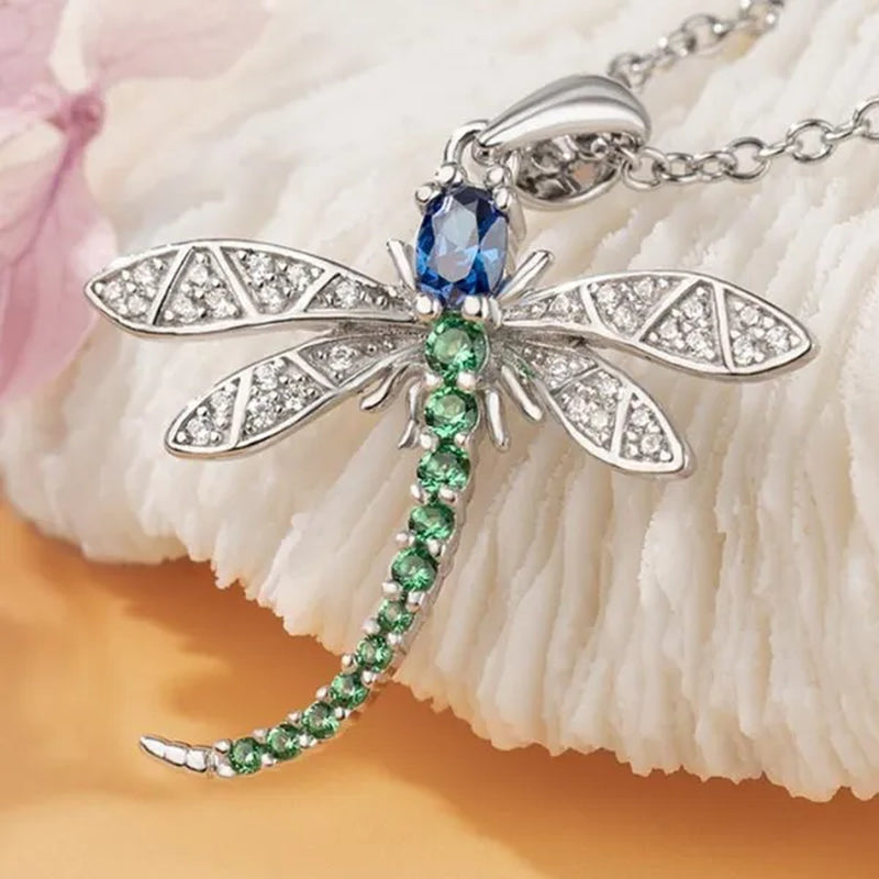 Personality Fashion Micro Pave Diamond Gemstone Insect Dragonfly Pendant Necklace for Women Daily Casual Cute Accessories