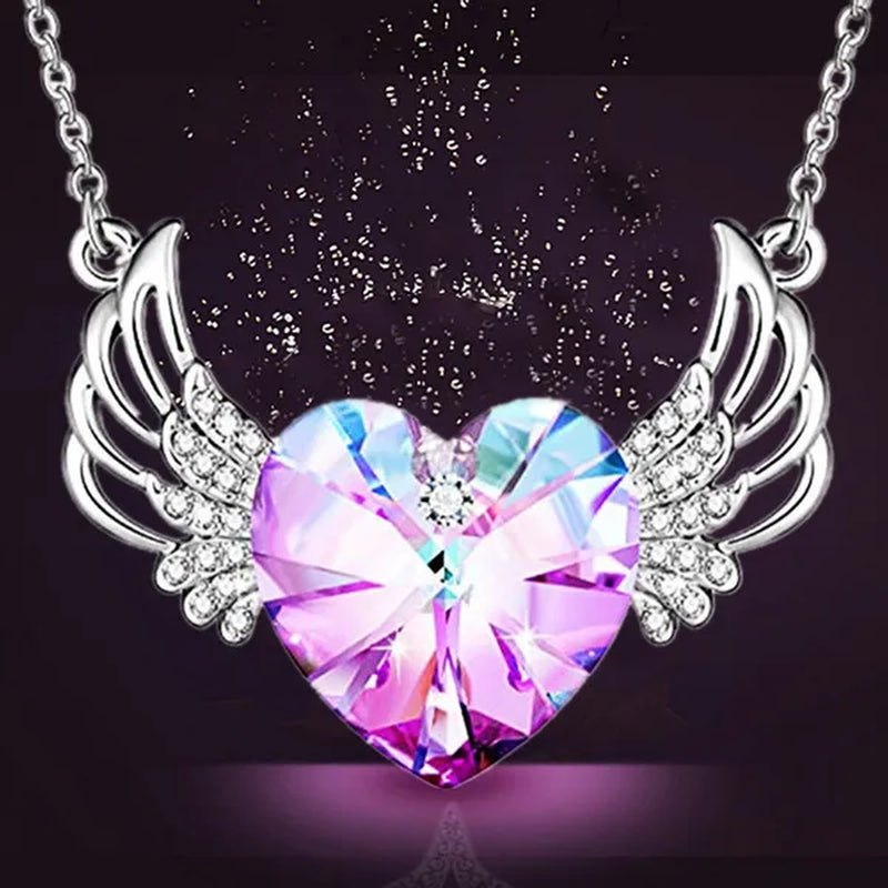 Luxury Fashion Women's Diamond Wings Heart Crystal Necklace Angel Wings Diamond Pendant Wedding Necklace Women's Princess Jewelry Birthday  Anniversary Gift