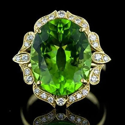 Luxury Elegant Ladies Plated Gold Oval Cut Emerald Green Gemstone Engagement Ring for Women Vintage Finger Ring Party Accessory Gift
