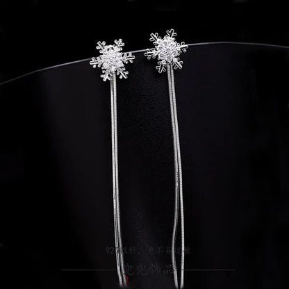 Exquisite 925 Sterling Silver Diamond Earrings Tassel Earrings Snowflake Earrings A Pair of Earrings Suitable for Women's Wedding Bride Princess Engagement Crystal Pendant Earrings Party Jewelry Lover Gift