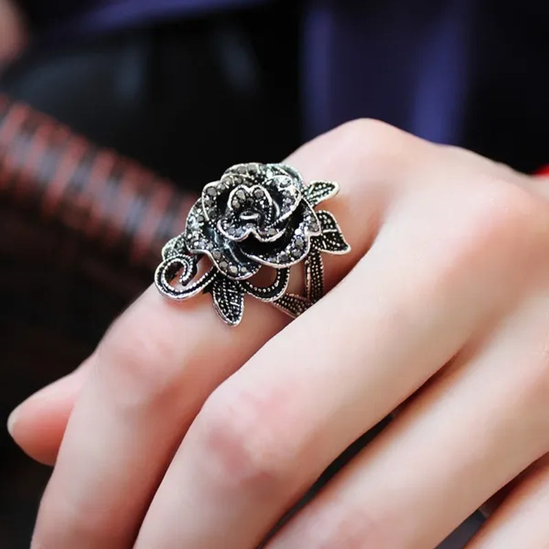 US/UK Trendy Women Retro Rose Flower Ring Black Crystal Vantige Big Flower Rings Jewelry Gift