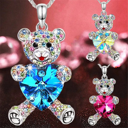 Elegant Fashion Creative Women's Heart-shaped Crystal Bear Necklace Diamond Bear Necklace Women's Engagement Necklace Cute Girl Animal Jewelry Birthday Anniversary Gift