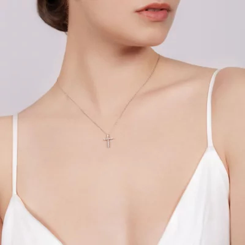 0.20 CT. T.W. Diamond Cross Pendant in 14K Gold H-I, I1