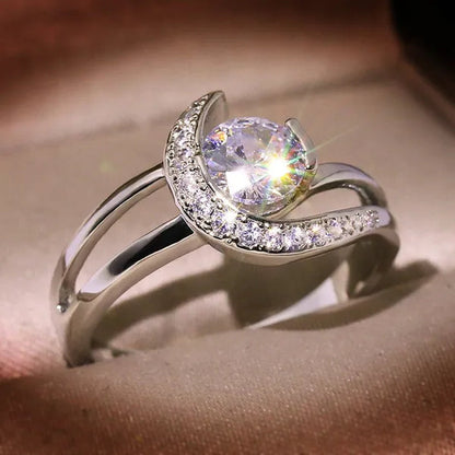 Elegant Exquisite Women'S Fashion Jewelry Crescent Ring 925 Sterling Silver White Sapphire Diamond Ring European and American Fashion Star Moon Temperament Bride Engagement Wedding Ring Anniversary Gift Diamond Jewelry Size US5-11