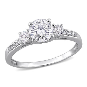Women'S Engagement Anniversary Bridal 1 1/3 CT. round Created White Sapphire Round-Cut Diamond Accent (G-H, I2-I3) 10Kt White Gold 3-Stone Ring with 4 Prong/Pave Setting & Shoulder Diamonds