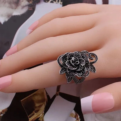 US/UK Trendy Women Retro Rose Flower Ring Black Crystal Vantige Big Flower Rings Jewelry Gift