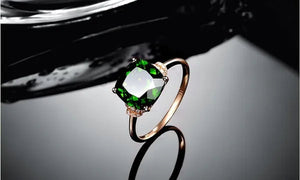 Natural Emerald Diamond Ring 18K Yellow Gold Engagement Jewelry