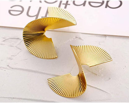 Gold Zinc Geometric Earrings Exaggerated Statement Earrings Punk Stylish Sectored Twisted Earring Jewelry for Women and Girls