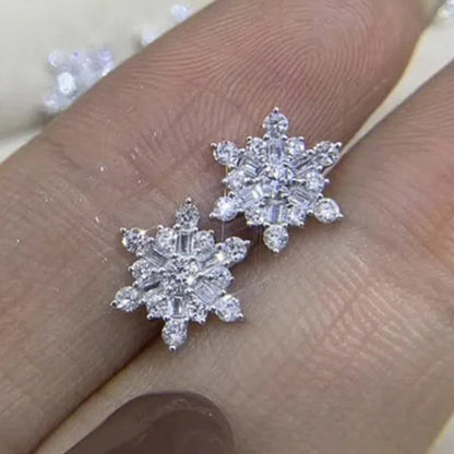 Ear Stud for Women Silver Plated White Sapphire Lab Diamond Snowflake Flower Stud Earrings Bridal Engagement Wedding Fashion Jewelry