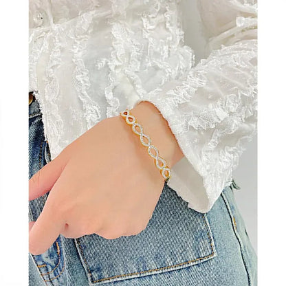 Luxury Fashion Hollow Out Love Infinite Sign Bracelet Inlay Cubic Zirconia for Women Girls Titanium Steel Zircon CZ Stone Infinity Bracelet Silver / Gold