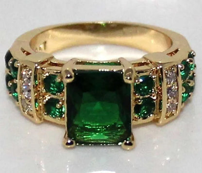 Gold Fashion Luxury Popular Emerald Green Zircon Female Diamond Ring - WORLD TIME VISITS