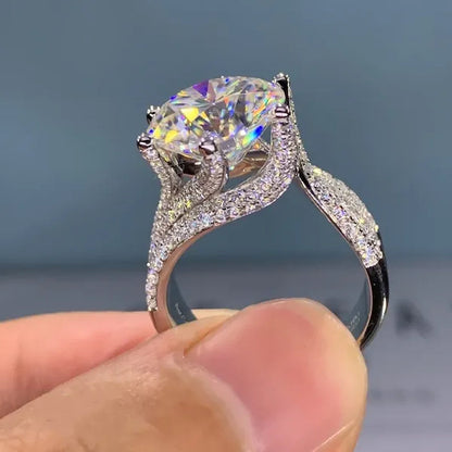 Luxury Design Creative Women's silver-plated White Sapphire Crystal Ring Diamond Infinity Corss Ring Elegant Bridal Wedding Engagement Ring Valentine's Day Party Birthday Anniversary Gift Jewelry Size 5-11