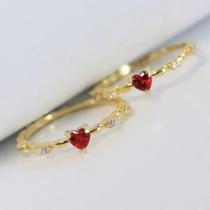 Exquisite Thin Rings Gold Heart Ruby Rings for Women Bridal Romantic Proposal Engagement Ring Jewelry