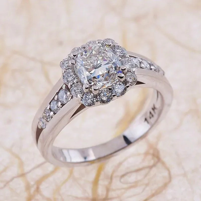 Exquisite Women's Fashion Silver Plated Cubic Zirconia Ring Bride Romantic Wedding Engagement Anniversary Gift Jewelry