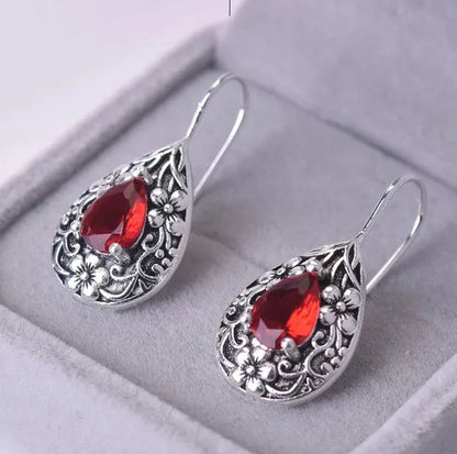 Diamond for Women Waterdrop Pear Carved Red Topaz Gemstone Garnet Earrings Jewelry