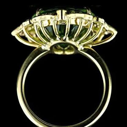 Luxury Elegant Ladies Plated Gold Oval Cut Emerald Green Gemstone Engagement Ring for Women Vintage Finger Ring Party Accessory Gift