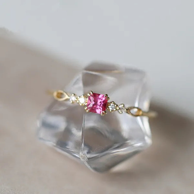 Women Dainty 18K Gold Plated Plated Quadrate Red Rubine Gemstone Diamond Rings Wedding Engagement Courtship Ring Jewelry
