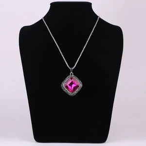 Hot Fashion New Ocean Heart Red Gem Pendant Love Box Necklace Heart-shaped Clavicle Chain Ruby Jewelry Ladies Gift  Women  Party