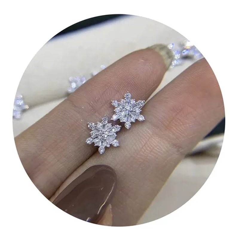 Ear Stud for Women Silver Plated White Sapphire Lab Diamond Snowflake Flower Stud Earrings Bridal Engagement Wedding Fashion Jewelry - WORLD TIME VISITS