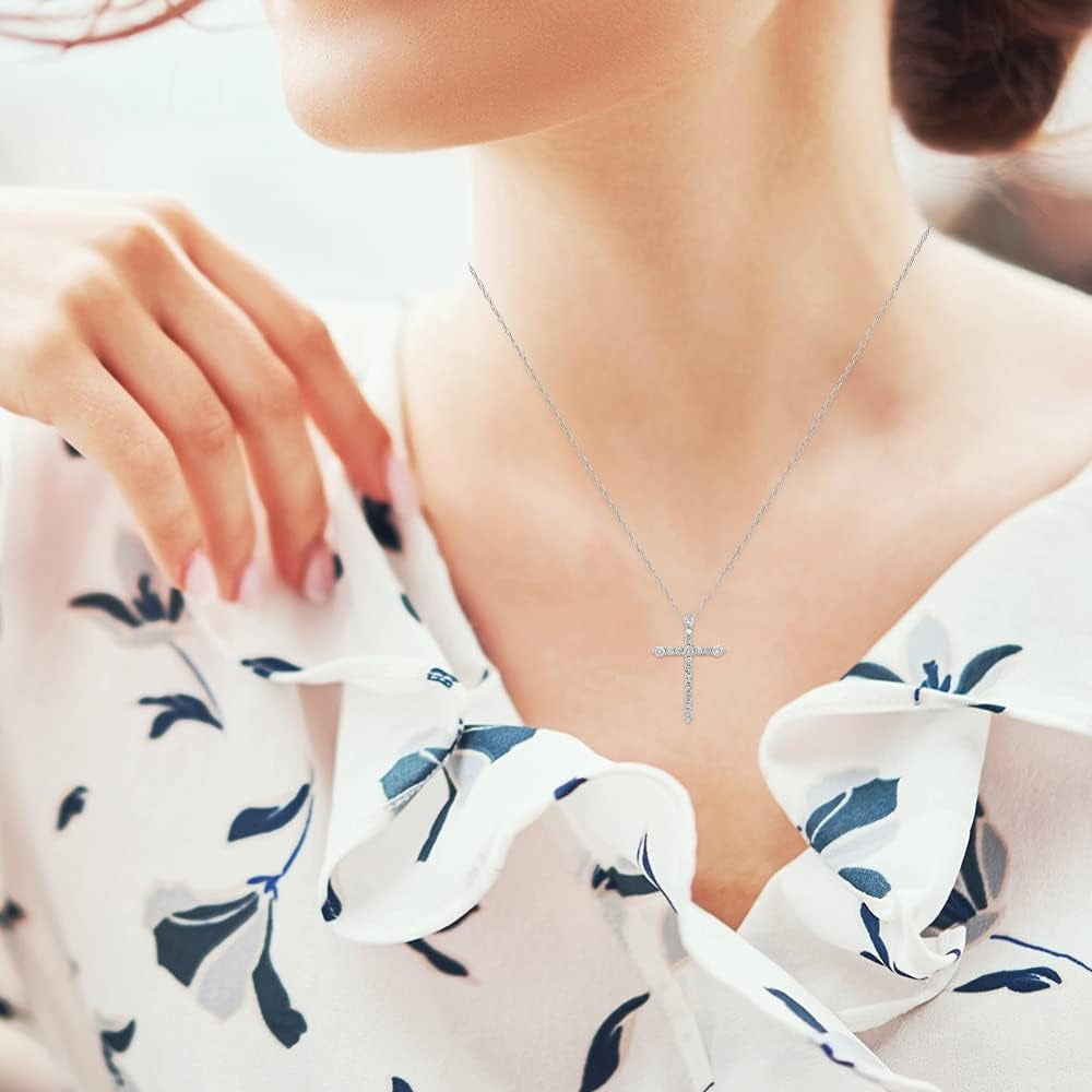 10K Gold or Silver Diamond Cross Pendant with Sterling Silver Rope Chain Necklace (1/4 Cttw, I-J Color, I2-I3 Clarity), 18"