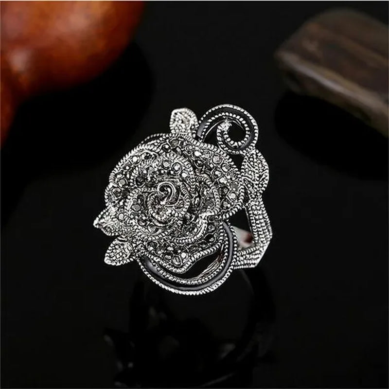 US/UK Trendy Women Retro Rose Flower Ring Black Crystal Vantige Big Flower Rings Jewelry Gift