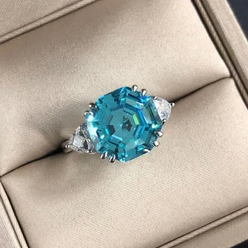 2022 New Style Octagon Cut Sea Blue Sapphire Side Stone Lab Diamond Silver Plated Gemstone Rings for Women Aquamarine Ring