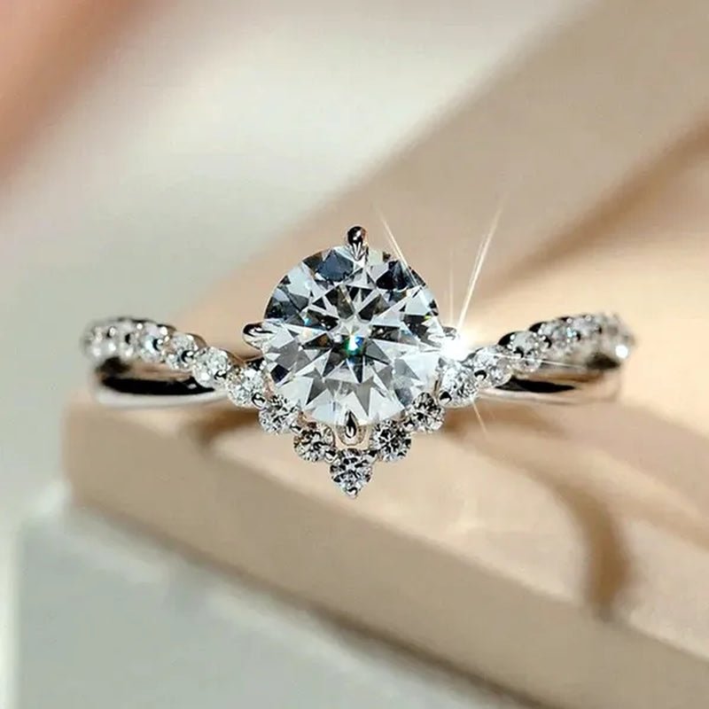Fashion Accessories Gorgeous 925 Sterling Silver White Sapphire Round Cut Moissanite Diamond Ring Elegant Bride Wedding Jewelry for Women Rings Engagement Anniversary Party Band Gift Size 4 - 12 Bague Femme - WORLD TIME VISITS