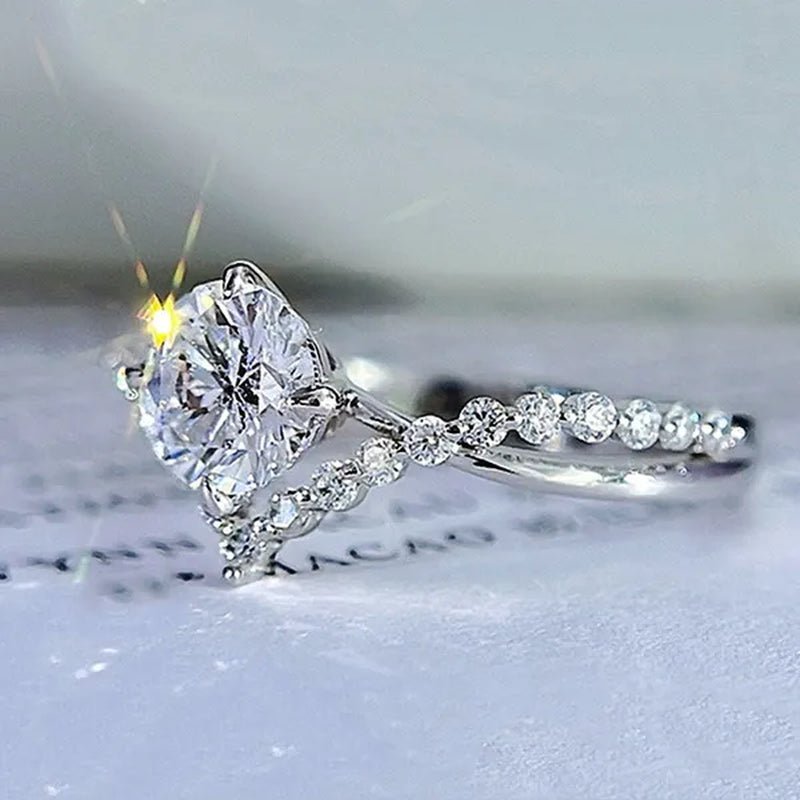 Fashion Accessories Gorgeous 925 Sterling Silver White Sapphire Round Cut Moissanite Diamond Ring Elegant Bride Wedding Jewelry for Women Rings Engagement Anniversary Party Band Gift Size 4 - 12 Bague Femme - WORLD TIME VISITS