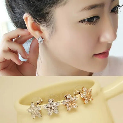 Fashion Lady Creative Diamond Flower Earrings White Snowflake Earrings Engagement Earrings for Women Flower Jewelry Lovely Lady Snowflake Accessories Birthday Anniversary Gift - WORLD TIME VISITS