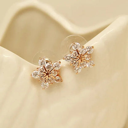 Fashion Lady Creative Diamond Flower Earrings White Snowflake Earrings Engagement Earrings for Women Flower Jewelry Lovely Lady Snowflake Accessories Birthday Anniversary Gift - WORLD TIME VISITS