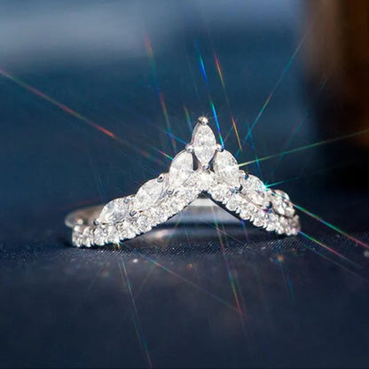 Unique Design Fashion Ring Marquise Cut Rings for Women Jewelry Beautiful Female Bride Engagement Wedding Band Party Accessories Anniversary Gift