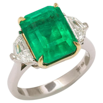 Colombian Vivid Green 6.97 Carat Emerald and Diamond Platinum Ring